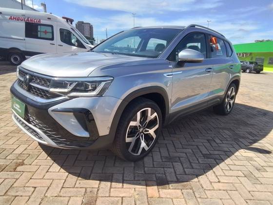 VOLKSWAGEN TAOS 1.4 250 TSI TOTAL FLEX HIGHLINE AUTOMÁTICO